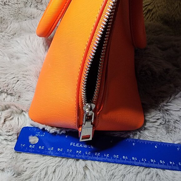 Zara zippered bright Orange purse - Picture 4 of 9
